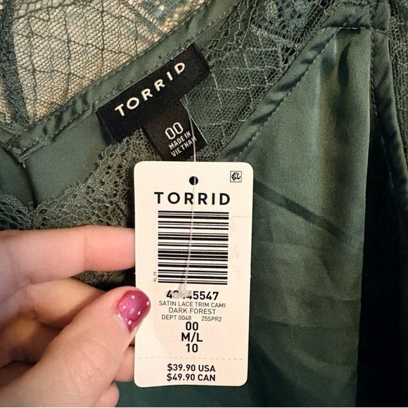 *NWT* Torrid Festi Top Bundle - Picture 3 of 5